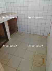 DEUX CHAMBRES SALON SANITAIRE