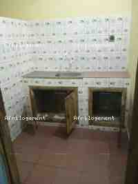 CHAMBRE SALON SANITAIRE