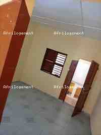 CHAMBRE SALON SANITAIRE