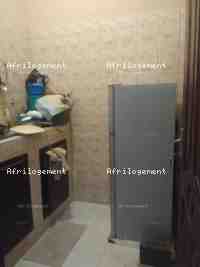 CHAMBRE SALON SANITAIRE