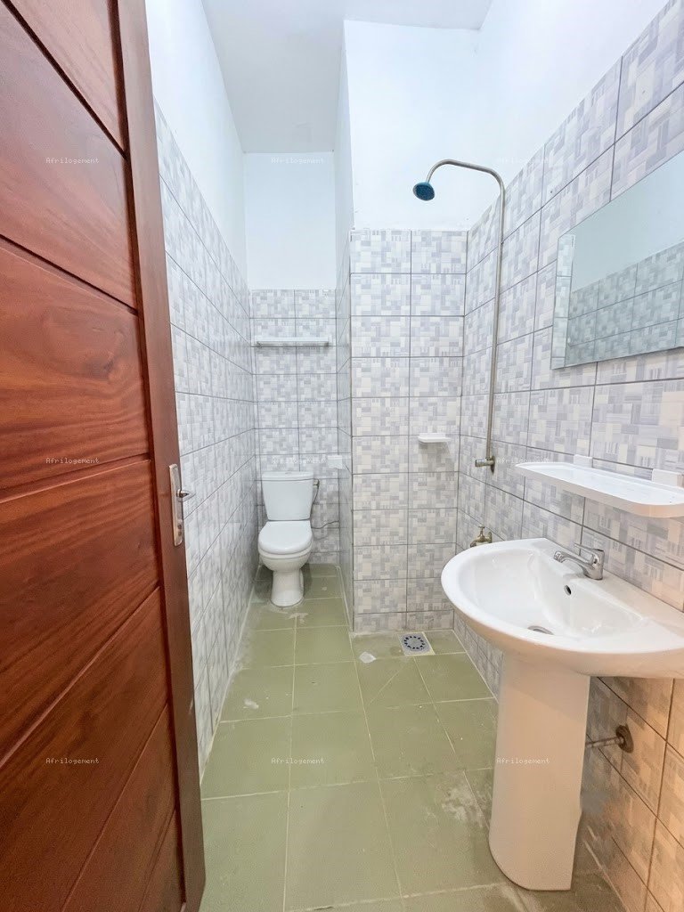 APPARTEMENT DE 3 CHAMBRES A LOUER